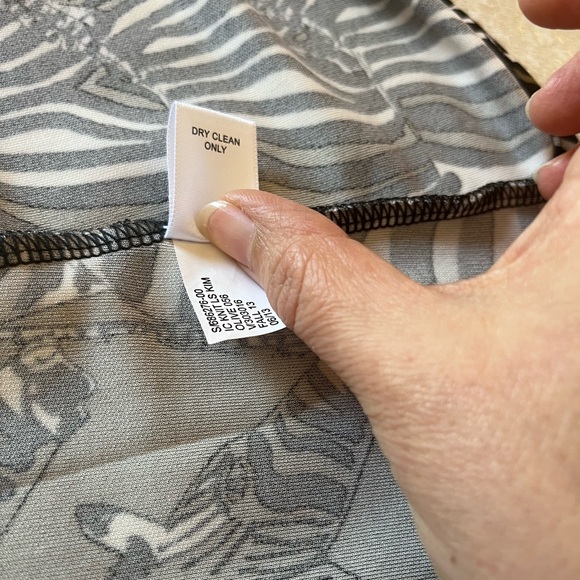 Banana Republic Issa London Collection Dress, Olive Zebra-printed  Kimono, sz 12 - Picture 8 of 13